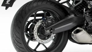 Honda ra mắt ‘chiến binh côn tay’ mới chất hơn hẳn Winner X và Yamaha Exciter, có phanh ABS, giá mềm