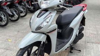 Bảng giá xe Honda Vision 2025 tháng 7/2025 giảm cực mạnh: Hút khách hơn cả LEAD và SH Mode vì quá rẻ