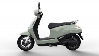 Tuyên chiến xe xăng, VinFast ra mắt ‘tân binh’ xe máy điện giá từ 18 triệu đồng, chạy 262 km/lần sạc