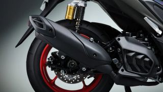 Tin xe 4/8: ‘Vua xe ga’ mới của Yamaha ra mắt giá 57 triệu đồng, đại chiến Honda Air Blade và Vario