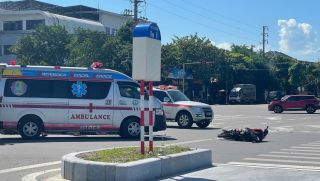 Nghệ An: Hiện trường thương tâm vụ nam shipper tử vong sau cú tông trực diện với ô tô