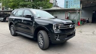 Giá Ford Everest lăn bánh giữa tháng 8/2025 rẻ hiếm thấy, đe nẹt Toyota Fortuner và Hyundai Santa Fe