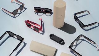 Kính thông minh tích hợp ChatGPT và Google Gemini ra mắt, có camera 12MP, dịch trực tiếp 13 ngôn ngữ