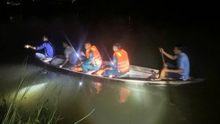 Bí ẩn vụ việc bé gái 3 tuổi ở Đà Nẵng mất tích khi theo bà ngoại ra vườn, công an tìm kiếm xuyên đêm
