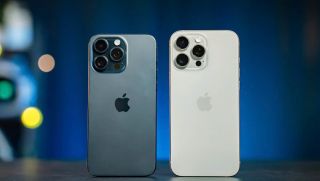 Bảng giá iPhone chính hãng VN/A mới nhất 1/9: iPhone 16 Pro Max hạ kịch sàn đón iPhone 17, iPhone 13 rẻ nhất