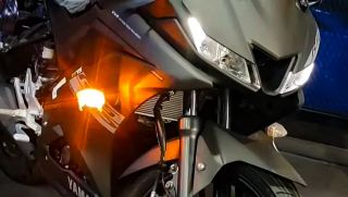 Yamaha chính thức ra mắt ‘huyền thoại bóng đêm’ 155cc giá 43 triệu đồng: Chơi tới bến Honda Winner X