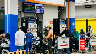 Giá xăng dầu hôm nay 17/9: Người dân đón tin không vui vì xăng trong nước tăng từ chiều mai?