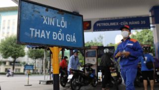 Giá xăng dầu hôm nay 18/9: Trong nước chính thức tăng từ 15h chiều, RON95 leo gần 21.000 đồng/lít