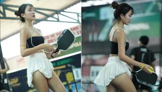 Danh tính hot girl vén váy chơi Pickleball để lộ vùng nhạy cảm, chính chủ đáp trả tin đồn 'gọi vốn'