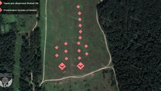 Vệ tinh hé lộ Nga xây hàng loạt nhà chứa UAV sát biên giới Ukraine: Nguy cơ tấn công UAV quy mô lớn