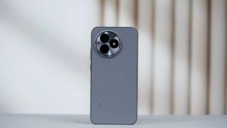 Vua gaming giá rẻ Redmi K80 Ultra chưa đầy 10 triệu mạnh thét ra lửa, rẻ bằng 1/4 iPhone 17 Pro Max 