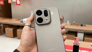 Lộ nguyên hình kẻ hủy diệt giá rẻ của Galaxy S25 Ultra, hứa hẹn khiến iPhone 17 Pro Max liểng xiểng