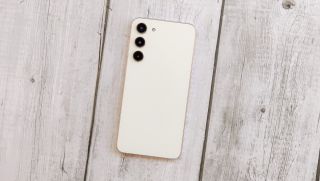 Bảng giá Galaxy S23 Plus: Giảm tới 50% giá trị, trang bị ngang iPhone 17 chưa đầy 10 triệu