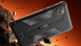 Ngỡ ngàng trước mẫu máy tính bẳng có thể đi phượt, độ bền đạt chuẩn quân sự giá siêu bèo