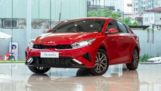 Kia K3 ‘đe nẹt’ Mazda3 bằng giá lăn bánh cực hấp dẫn giữa tháng 10/2025, là món hời cho khách Việt