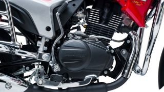 ‘Vua côn tay’ 150cc mới chính thức ra mắt, gây sốt với giá 29 triệu đồng rẻ hơn Exciter và Winner R