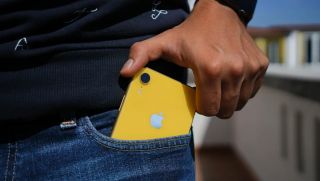 Bảng giá iPhone XR cuối tháng 10: Vẫn cực ngon dù chỉ hơn 3 triệu rẻ hơn iPhone 17 tới 20 triệu đồng