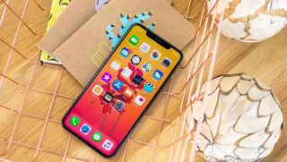 Bảng giá iPhone XS Max: Rẻ hơn máy giá rẻ, trang bị vẫn xuất sắc như iPhone 17 cuối tháng 10