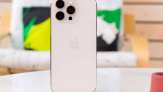 Bảng giá iPhone 16 Pro Max cuối tháng 10: iPhone đáng mua nhất, không quá kém iPhone 17 Pro Max
