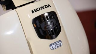 Tin xe trưa 22/10: Honda chính thức ra mắt ‘vua xe số’ mới ‘trên cơ’ Wave Alpha và RSX, giá hấp dẫn