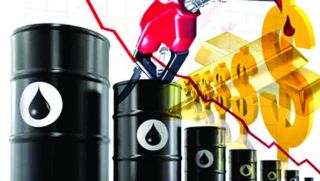 Các lệnh trừng phạt của Mỹ với xăng dầu của Nga làm giá xăng dầu ‘điên đảo’, có thực sự hiệu quả?