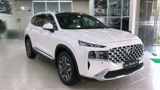 Hyundai Santa Fe, Ford Everest, Suzuki Jimny giảm giá sâu cuối năm