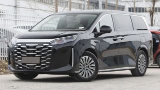 MPV gia đình mới ra mắt được ví như ‘Toyota Alphard giá rẻ’