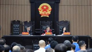 Vụ đánh bạc ở khách sạn Pullman: 7 cựu cán bộ tiết lộ lý do đi 80km đánh bạc gần 500 lần