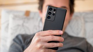 Đây là chiến thần Galaxy có camera thiên lý nhãn chụp xa 10x vẫn cực sắc nét vẫn trên cơ iPhone 17