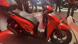 Tin xe máy 6/11: Honda SH 125i phiên bản 2026 chính thức ra mắt, thiết kế đẹp long lanh, giá hấp dẫn