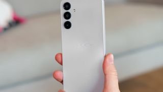 Đây là smartphone dễ lên ngôi vua doanh số Android với giá dưới 3 triệu màn 90Hz hơn cả iPhone 16