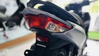 Tin xe cuối tuần: Honda mở bán ‘vua xe số’ 125cc mới giá 30,5 triệu đồng, chất hơn Wave Alpha và RSX