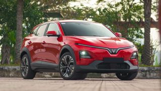 Giá xe VinFast VF 6 lăn bánh mới nhất giữa tháng 11/2025 ở mức cực rẻ, khiến khách Việt ‘dậy sóng’