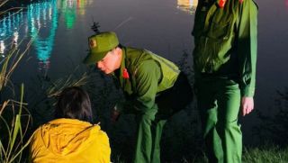 Phát hiện người phụ nữ có ý định nhảy cầu Nhật Tân, Hà Nội: Hé lộ nguyên nhân ban đầu