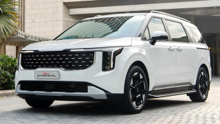 ‘Xe gia đình của năm’ Kia Carnival giảm tới 100 triệu khiến khách Việt ‘đứng ngồi không yên’