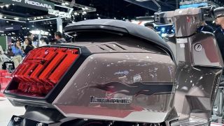 Quên Honda SH đi, ‘vua xe ga’ mới ‘Made in Italy’ chính thức ra mắt, chất hơn cả SH Mode, giá cực rẻ