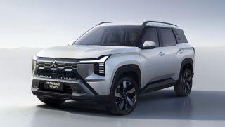 Điểm tin ô tô 1/12/2025: Mitsubishi Destinator gây sốt, SUV 7 chỗ hybrid giá 446 triệu ‘đe nẹt’ CX-5