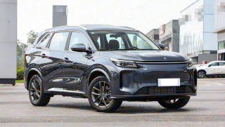 SUV 7 chỗ hybrid mới giá chưa tới 450 triệu đồng: ‘Chung mâm’ với Mazda Cx-5 và Ford Territory