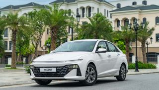 Giá lăn bánh giảm sâu đầu tháng 12/2025, Hyundai Accent quyết ‘hạ gục’ Honda City và Toyota Vios
