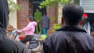 Hà Nội: Phát hiện hai người tử vong với tư thế lạ trong căn nhà khóa kín, hiện trường hé lộ nguyên nhân