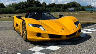 Siêu xe mui trần nhanh nhất thế giới ra mắt: Giá hơn 92 tỷ đồng, hiệu năng ‘hủy diệt’ mọi kỷ lục