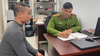 Người đàn ông ra đầu thú sau 7 năm trốn án gây tai nạn chết người: Hành động khiến ai cũng sốc! 