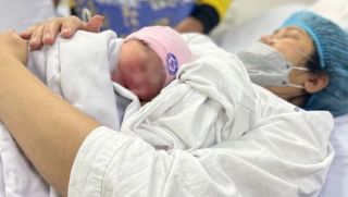 Chính thức: Tăng thời gian nghỉ thai sản, người có con thứ hai được được ưu tiên mua nhà