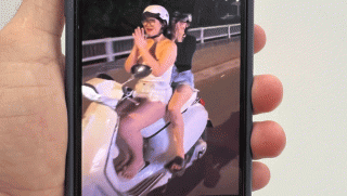 Thông tin nóng vụ cô gái lái xe Vespa buông hai tay, vái lạy người đang quay video ở TP.HCM