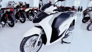 Bảng giá xe Honda SH 2026 giữa tháng 12/2025 giảm thủng đáy: Khách Việt ùn ùn săn đón vì giá quá rẻ