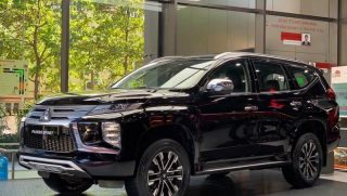 Ford Everest và Toyota Fortuner ‘lâm nguy’, Mitsubishi Pajero Sport bứt phá nhờ giá lăn bánh cực rẻ