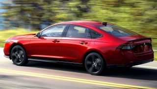 Điểm tin ô tô 19/12: Mazda ưu đãi ‘khủng’ cuối năm, Nissan Serena ra mắt, Honda Accord 2026 lộ diện