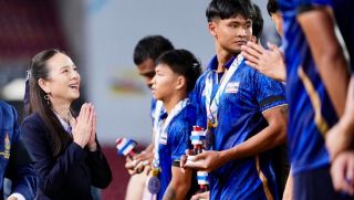 Bị U22 Việt Nam phá tan giấc mơ ở SEA Games 33, Madam Pang thốt lên đúng 2 chữ sau thất bại của Thái Lan