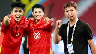 Hoàn thành xuất sắc nhiệm vụ SEA Games cùng U22 Việt Nam, HLV Kim Sang-sik được VFF tặng quà 'khủng'