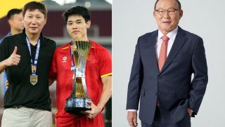 HLV Park Hang-seo 'nhận tội' với U22 Việt Nam, tiết lộ về món quà tặng HLV Kim Sang-sik